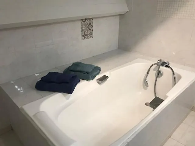 Grande Maison Avec Patio Proche Et Centre Holiday home Arcachon