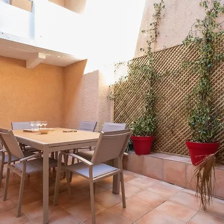 Grande Maison Avec Patio Proche Et Centre