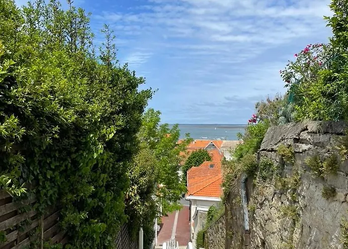 Feriehus Grande Maison Avec Patio Proche Et Centre